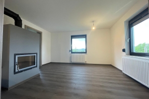 Modernisierte Gartenwohnung in toller Aussichtslage